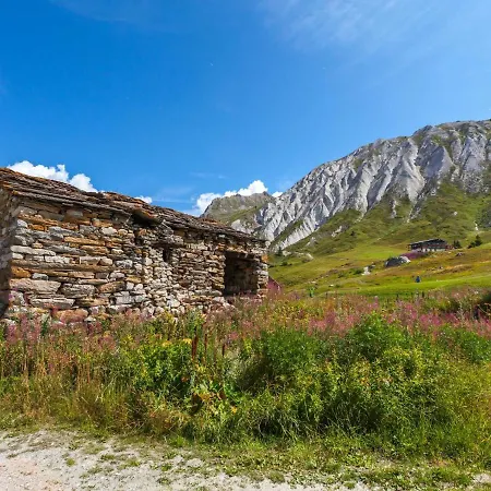 Le Cafetan - Les Chartreux By Interhome Tignes