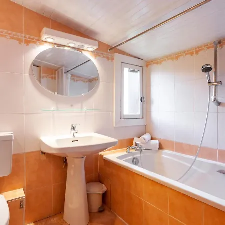 Holiday home Le Cafetan - Les Chartreux By Interhome *